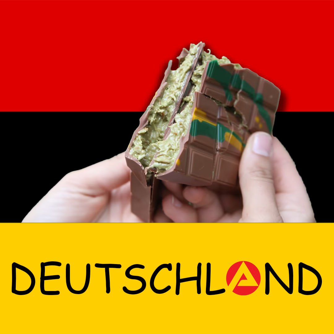 #012 Dubai-Schokolade und Pups-App [LIVE] | DEUTSCHLAND Podcast episode artwork
